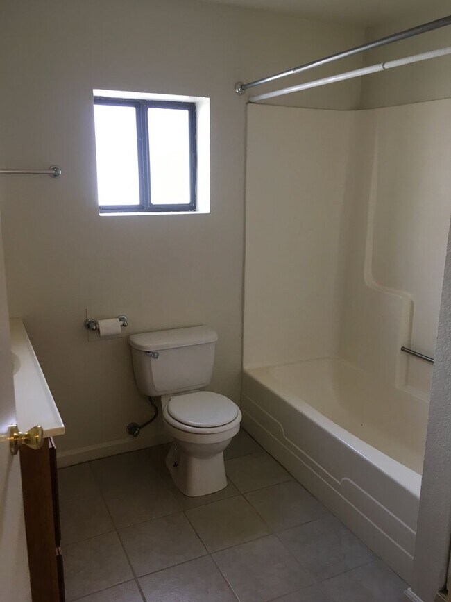 Building Photo - shas2228