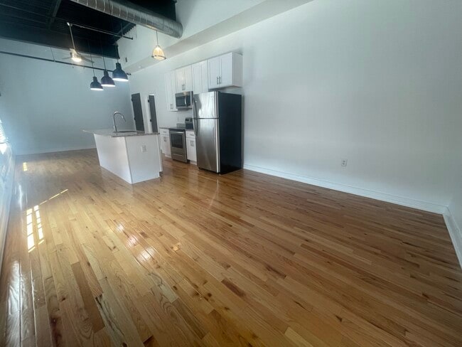 Building Photo - Culpeper Lofts - Building B