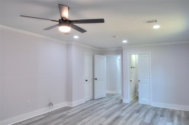 Building Photo - 415 Perkins Ave