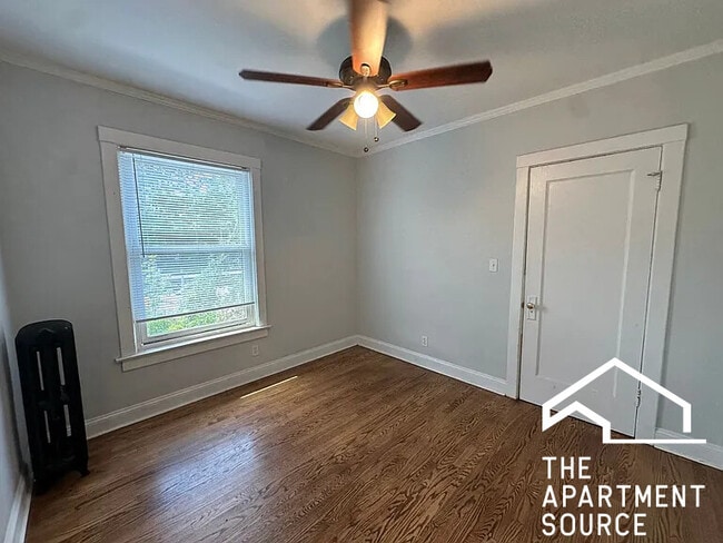 Building Photo - 7033 N Glenwood Ave