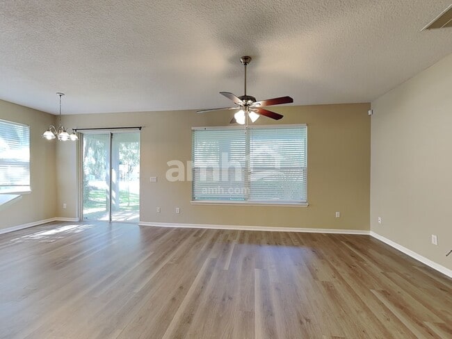 Building Photo - 508 Azalea Bloom Dr