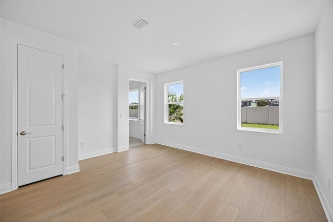 Building Photo - 7536 Nighthawk Dr