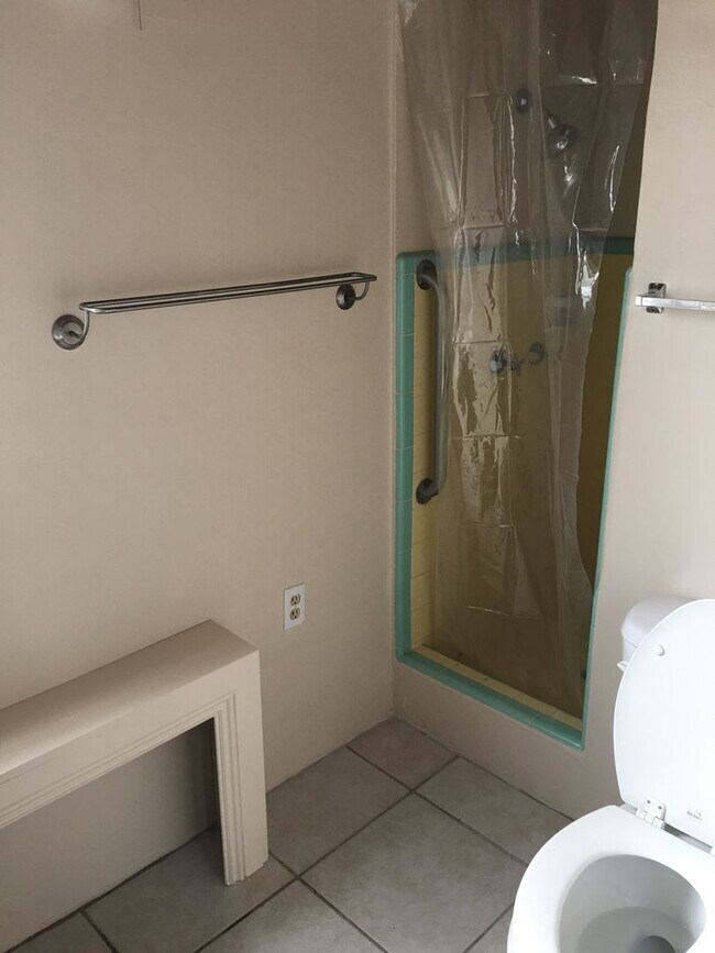 Building Photo - 1 Bedroom House in Marysville! AVAILABLE NOW!!