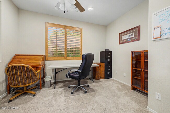 Building Photo - 22568 W Shadow Dr