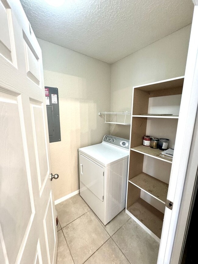 Building Photo - 440 Timberwalk Ct