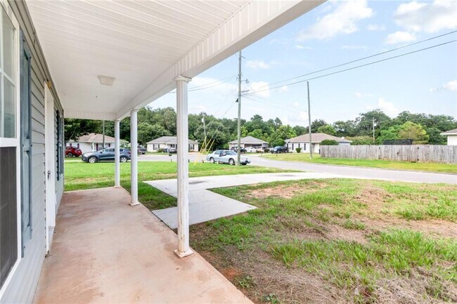 Building Photo - 9932 Magnolia Crest Ct