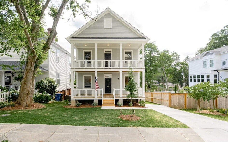 Building Photo - 2221 Rembert St
