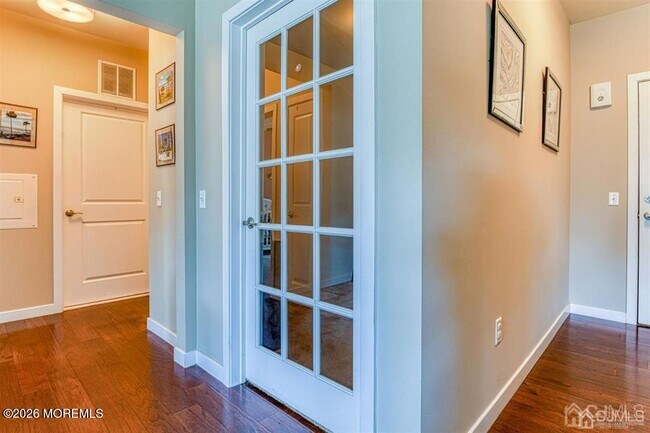 Building Photo - 123 Tower Blvd