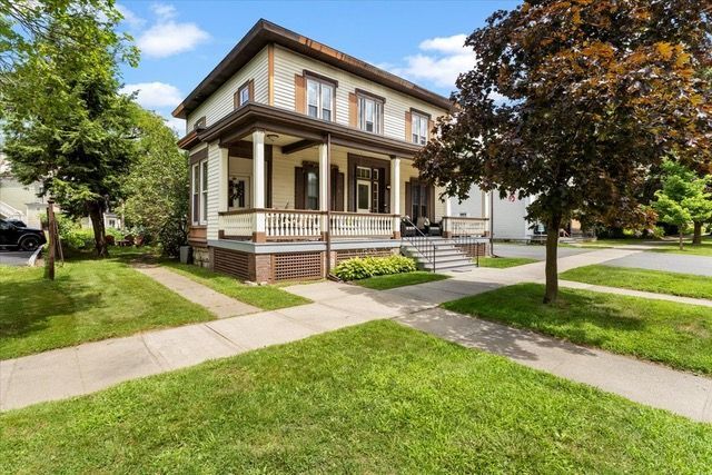 Primary Photo - 107 Lake Ave