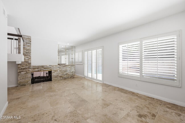 Building Photo - 681 Triunfo Canyon Rd
