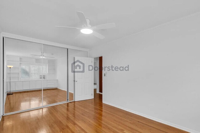 Building Photo - 1615 N Laurel Ave