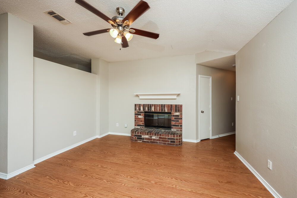 Building Photo - 2717 Bent Brook Dr