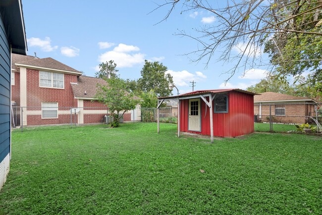Building Photo - 3914 Cetti St