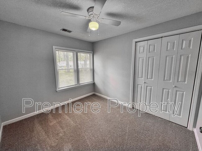 Building Photo - 1107 W 27th St S