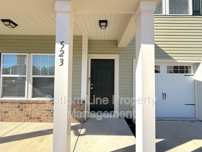 Building Photo - 523 Contentment Dr