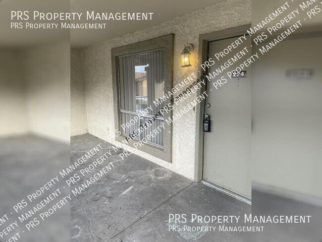 Building Photo - 465 W Ivyglen St