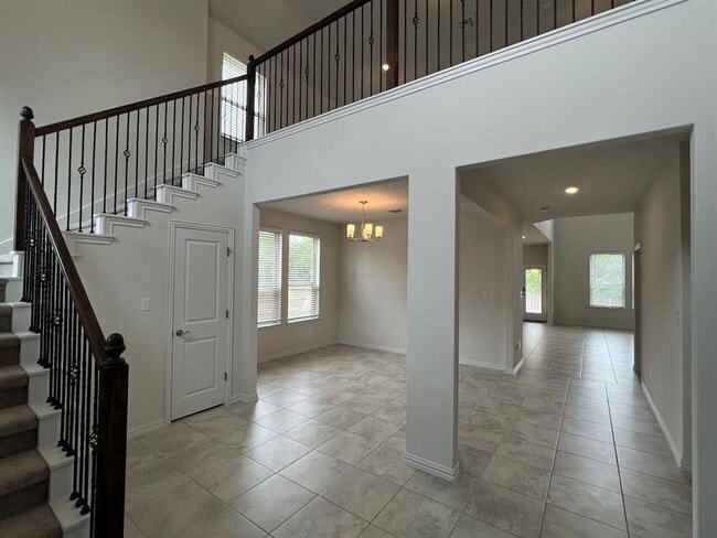 Building Photo - 2018 Matlock Cir