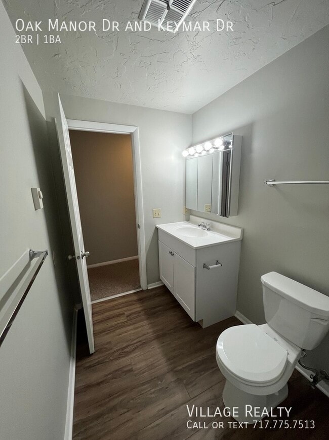 Building Photo - 176 Oak Manor Dr