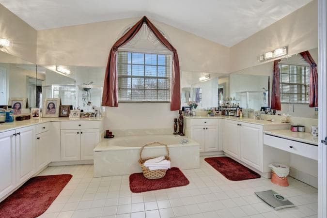 Building Photo - 5078 SW 183rd Ave