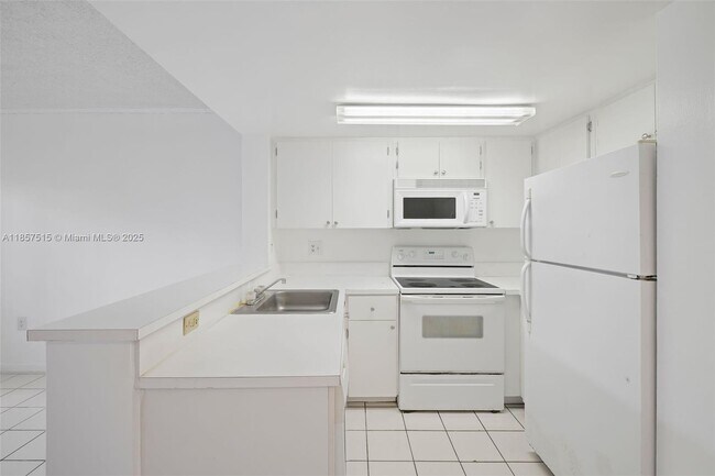 Building Photo - 8615 NW 5th Terrace