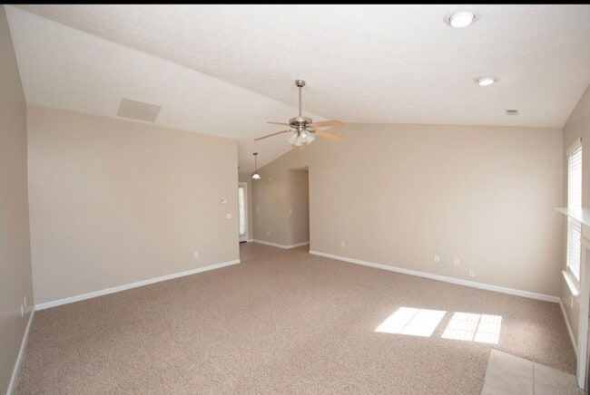 Building Photo - Carrington Estates...3 Bedroom 2 Bath