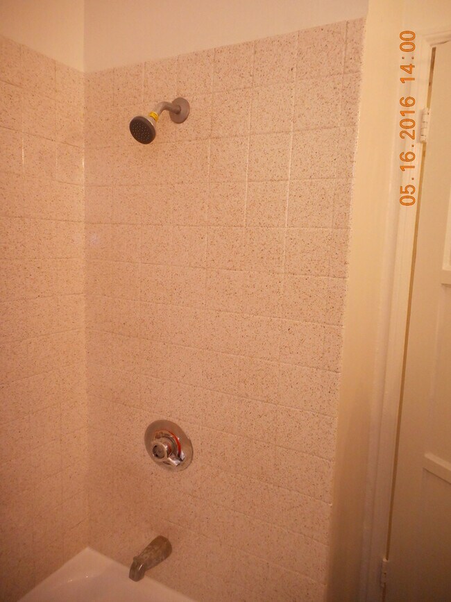 Building Photo - 1111WA