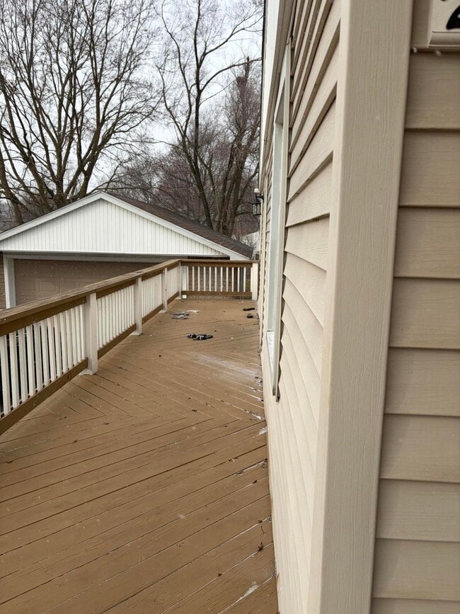 Building Photo - 2126 McGregor Ave