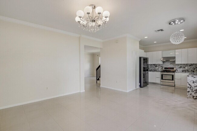 Building Photo - 10208 White Water Lily Way
