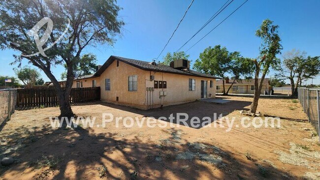 Building Photo - 13261 Mohawk Rd