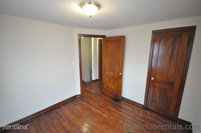 Building Photo - 2 br, 1 bath Townhome - 1611 Ashland Ave