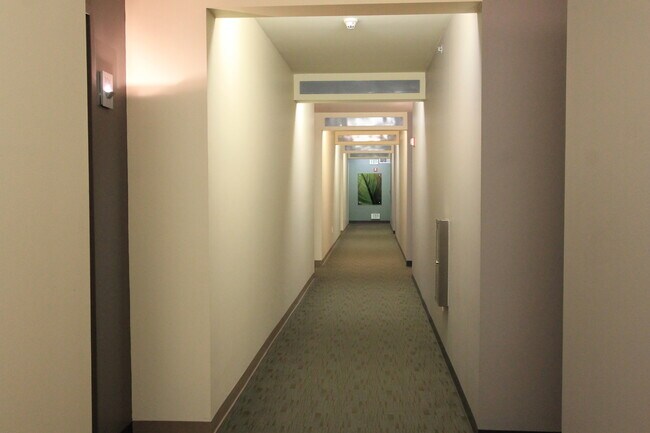 Building Photo - Metrome - Ground floor with patio - 1 bedr...