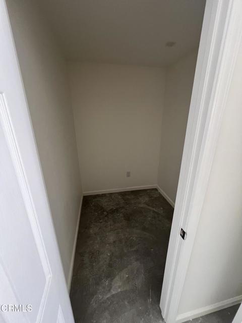 Building Photo - 101 N Santa Rosa St