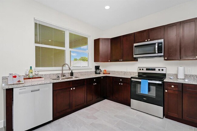 Building Photo - 189 W Ocala St