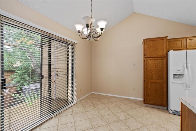 Building Photo - 11901 Swearingen Dr