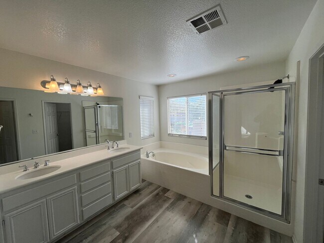 Building Photo - 11155 Picard Pl