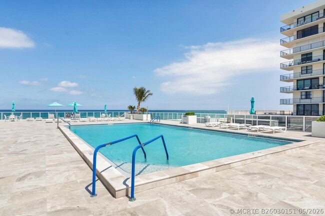 Building Photo - 3450 S Ocean Blvd