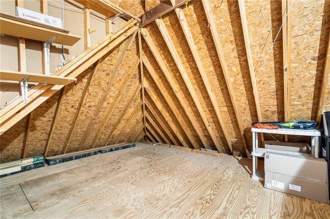 Building Photo - 529 Eastland Dr