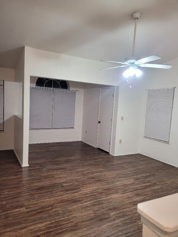 Building Photo - 1603 Columbus Arms Cir
