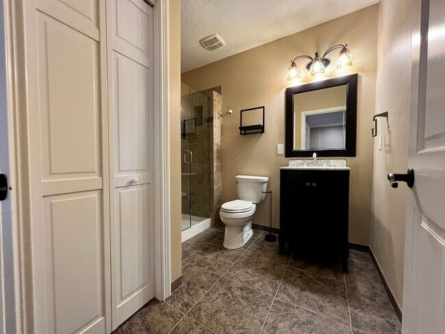 Building Photo - 3106 66th Ave Ct