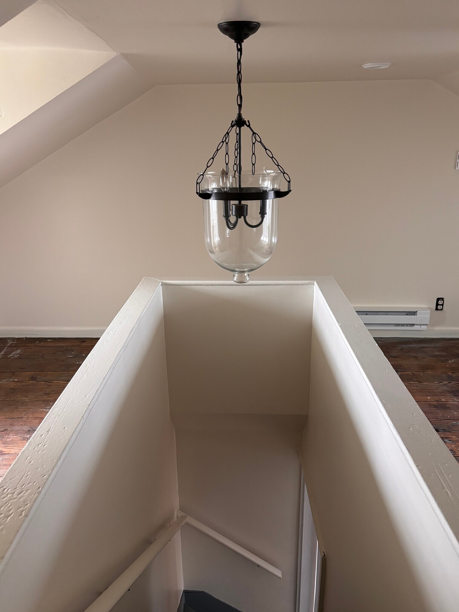 Building Photo - 520 Harry St