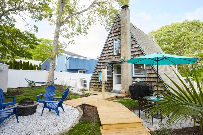 Building Photo - 68 S Edgewood Rd