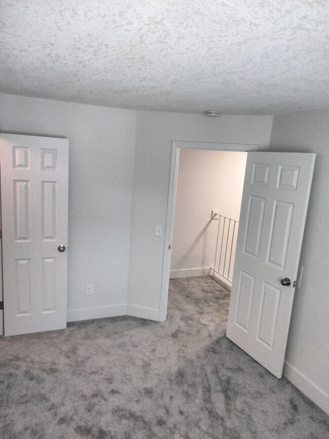 Building Photo - 7434 72nd Ln N