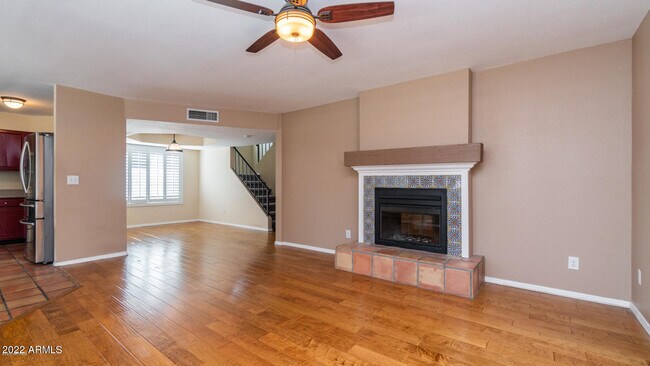 Building Photo - 3625 E Rosemonte Dr