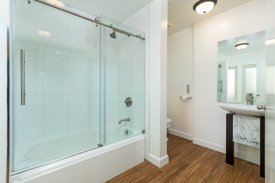 Building Photo - 783 Starlight Heights Dr