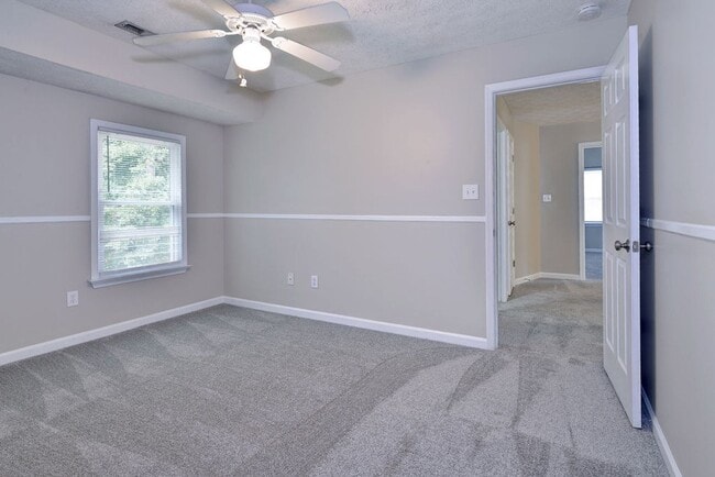 Building Photo - Lovely home in Woods of Tabb