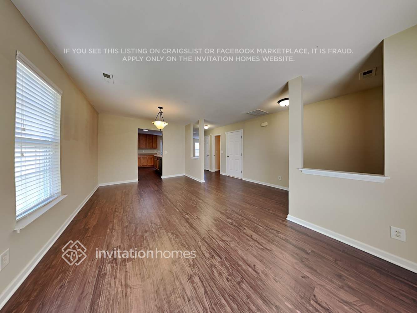 Building Photo - 607 Brassfield Dr