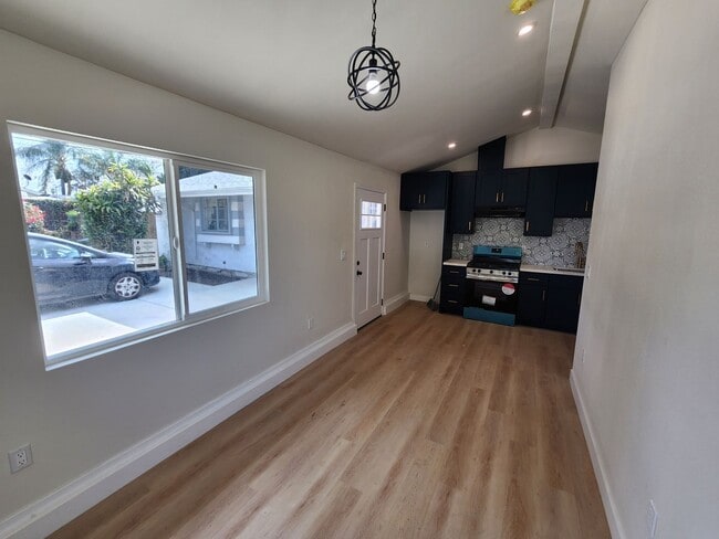 Building Photo - Beatiful Remodeled 1 Bed, 1 Bath ADU!