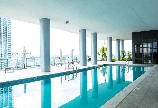 Building Photo - 1600 NE 1st Ave