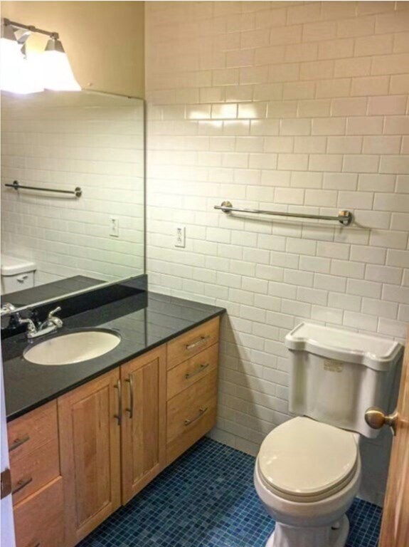 Building Photo - 24 Bay State Rd