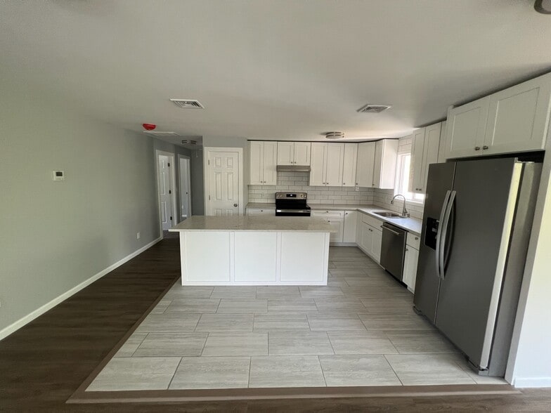 Building Photo - 74 Western Ave